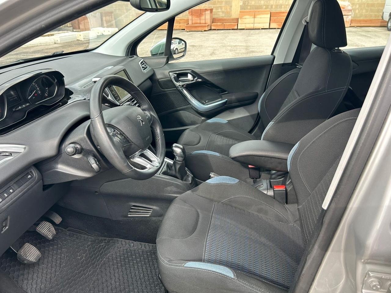 Peugeot 208 1.6 e-HDi 92 CV Allure