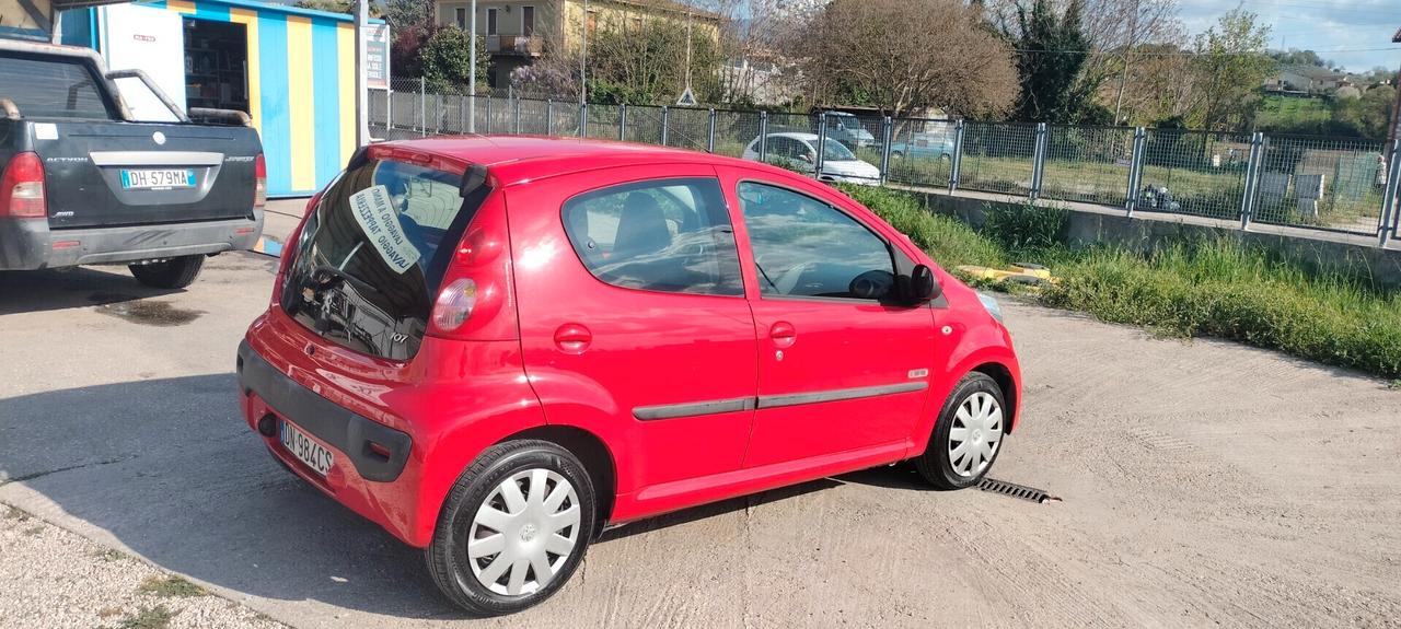 Peugeot 107 1.0 68CV 5p. Urban Move