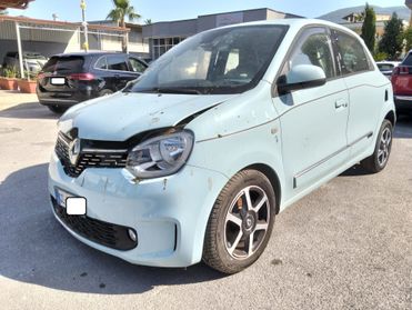 Renault Twingo 900 Benzina EDC 2020 SINISTRATA