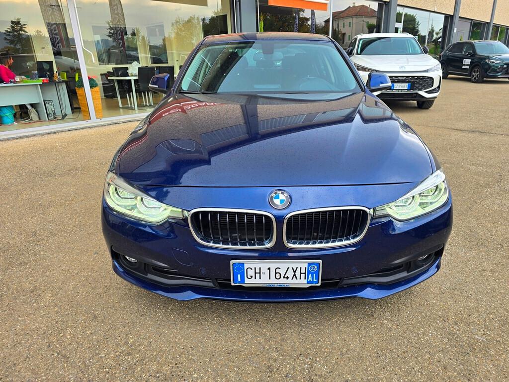 Bmw 318 318d BERLINA LUXURY DA VETRINA!