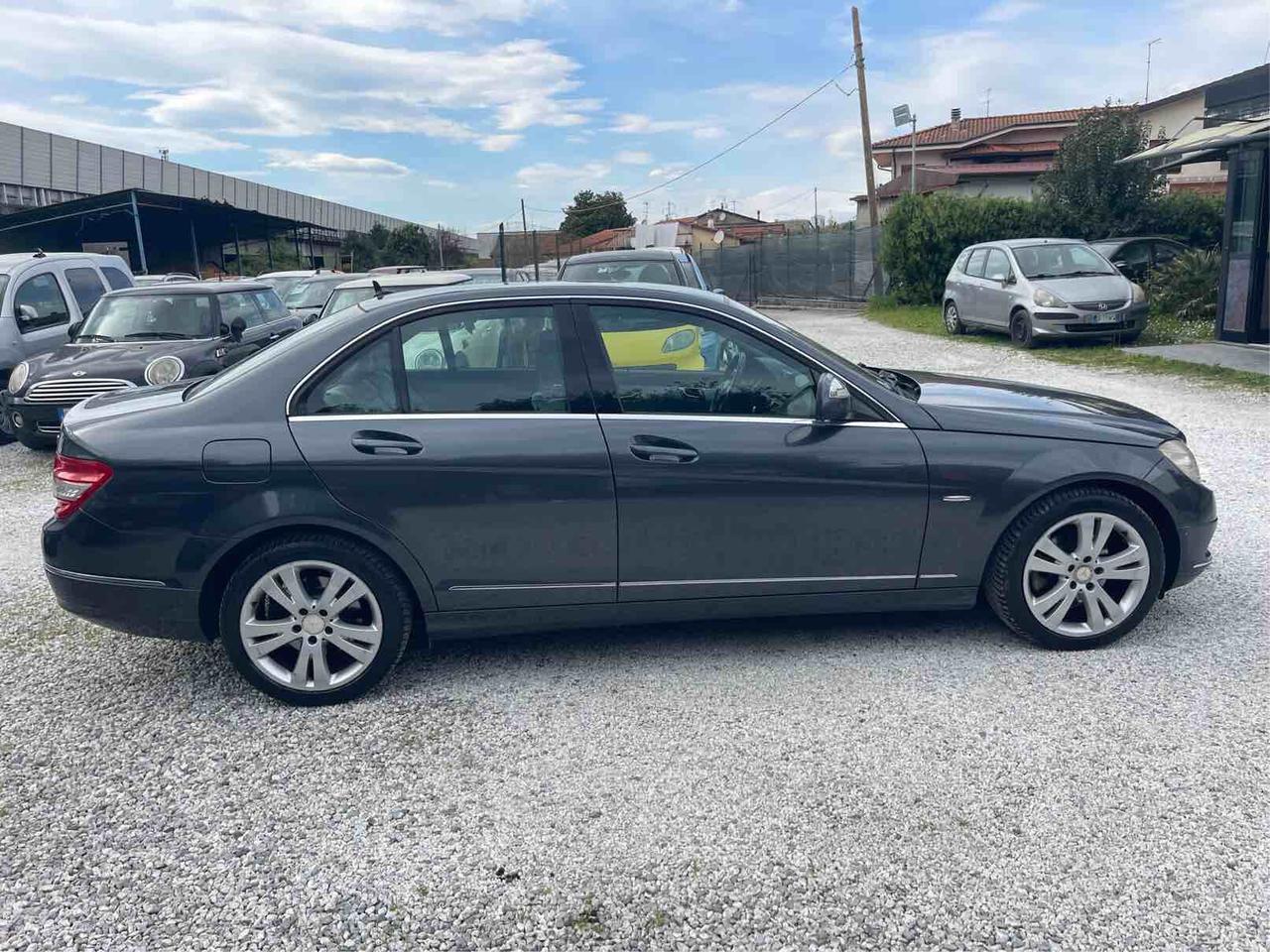 MERCEDES BENZ - C 220 - AUTOMATICA - AVANGARDE