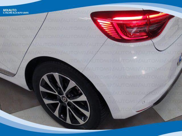 RENAULT Clio 1.6 eTech Hybrid 140cv Intens AUT EU6