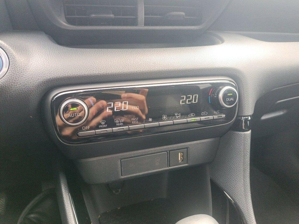 Toyota Yaris 1.5 VVT-iE Hybrid Lounge E-CVT