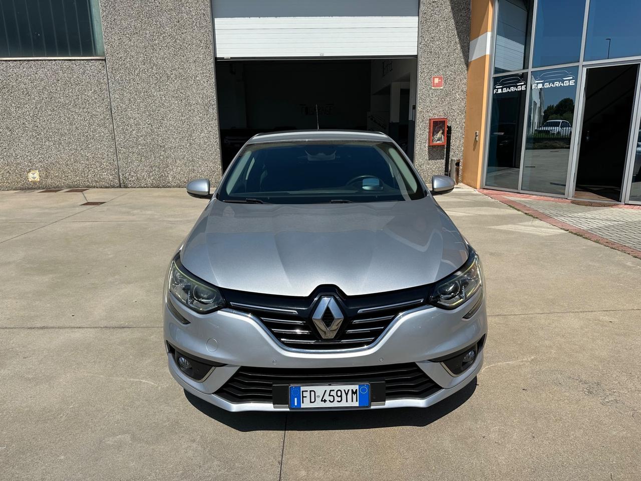 Renault Megane Mégane dCi 8V 110 CV EDC Energy Intens