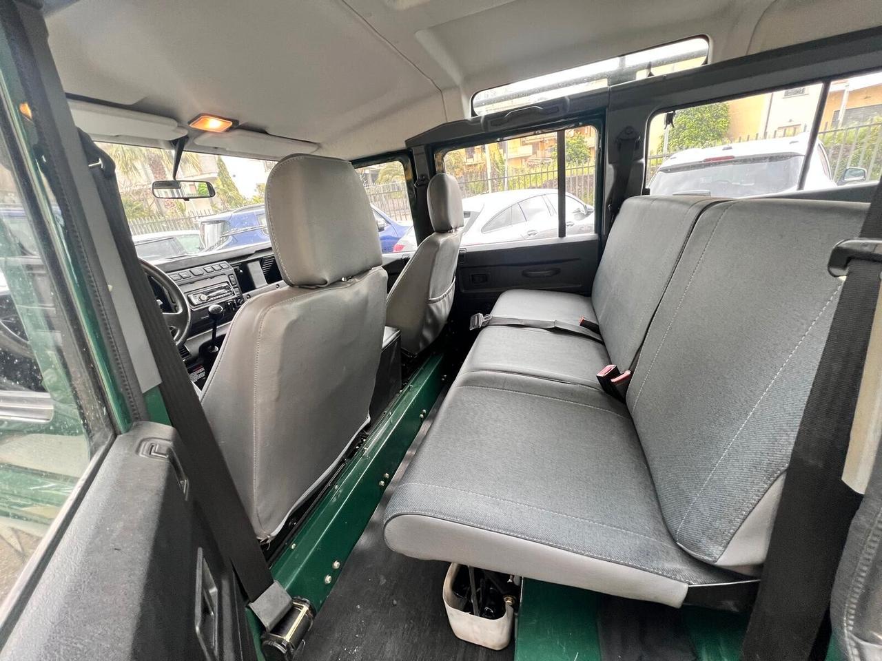 Land Rover Defender 110 2.5 Td5 cat Station Wagon SE