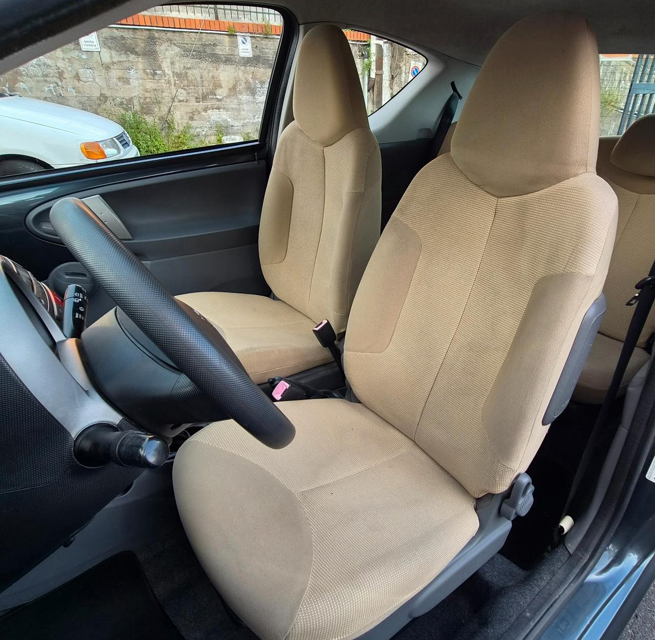 Peugeot 107 1.0 68CV 3p. Plaisir