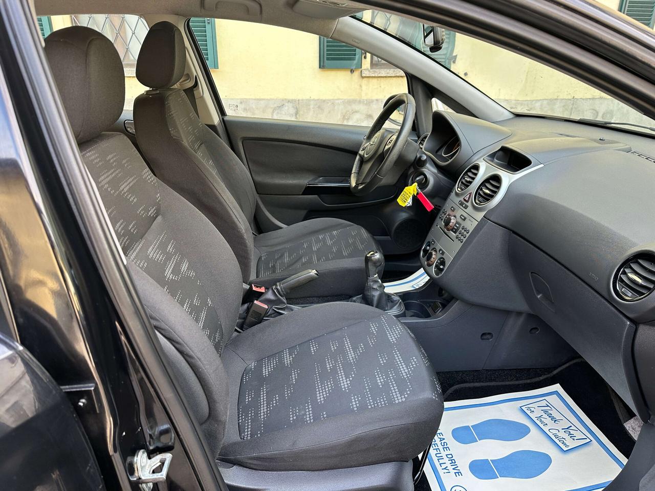 Opel Corsa 1.2 5 porte Club