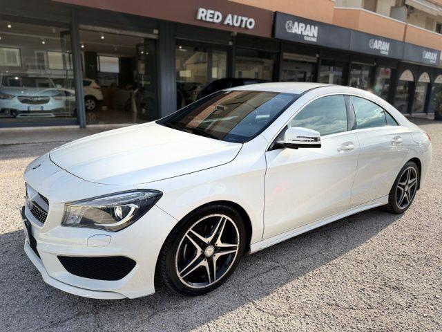 MERCEDES-BENZ CLA 200 CDI Premium