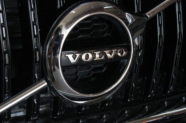 VOLVO V40 Cross Country D2 Business FULL-LED