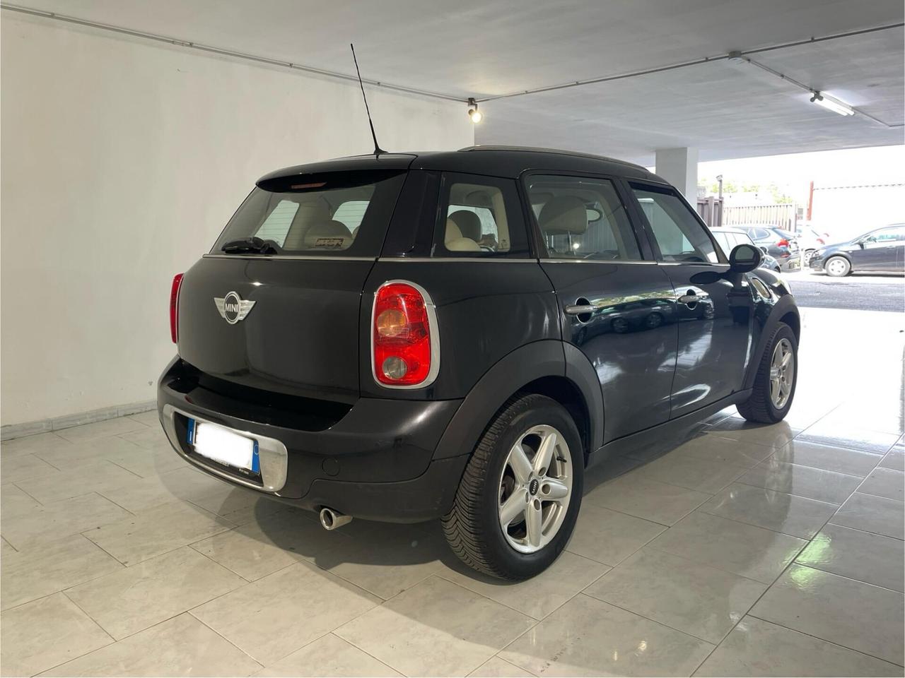 MINI COUNTRYMAN D 2011 1.6 90 CV X NEOPATENTATI