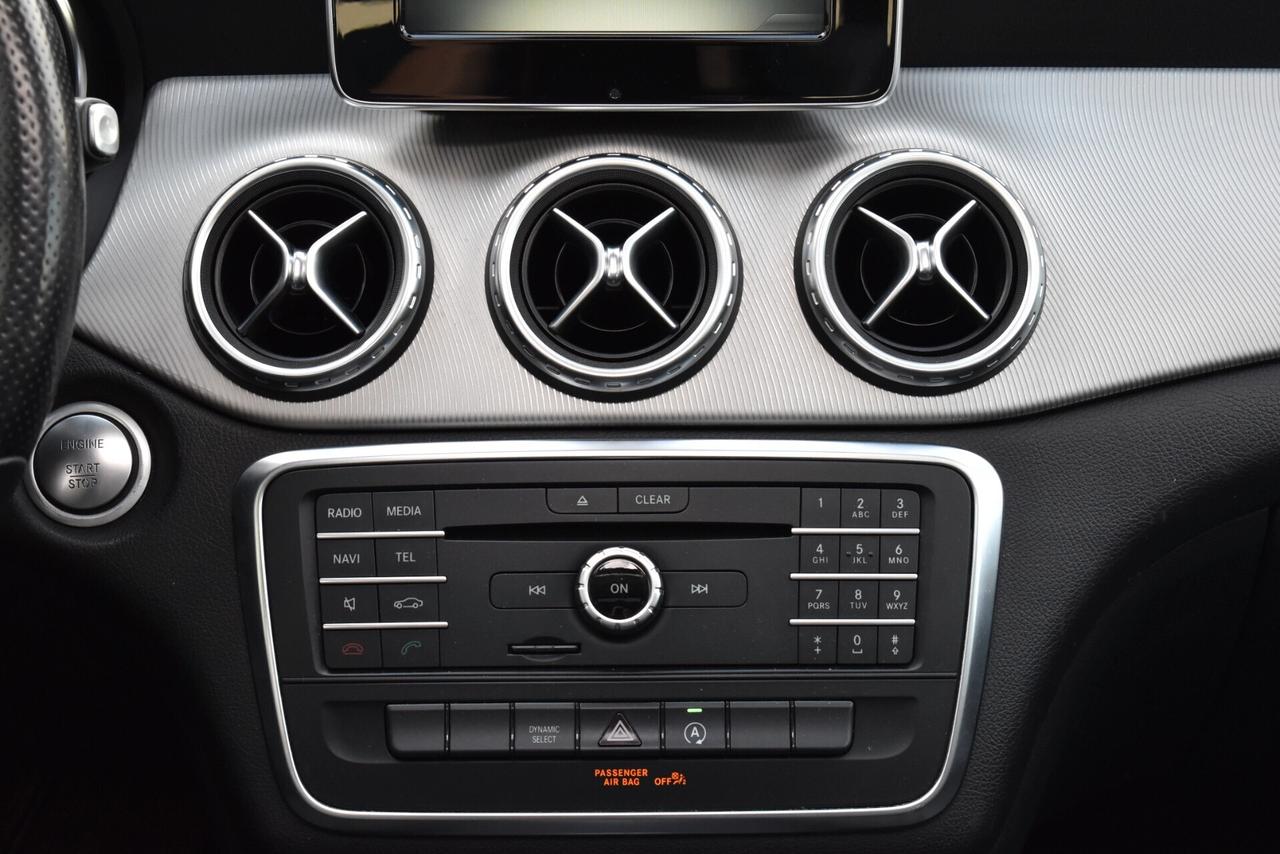 Mercedes-Benz GLA 180 D SPORT 109 CV AUTOMATICA - TETTO - ITALIANA - CAMERA - PERFETTA