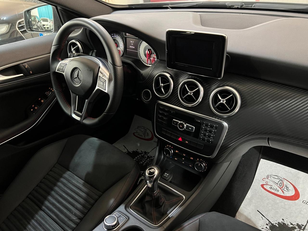 Mercedes-benz A 200 1.8 136 CV - AMG - 2013
