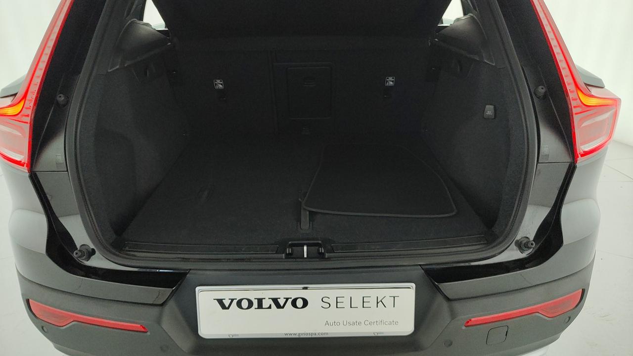 VOLVO XC40 2.0 b3 Core auto