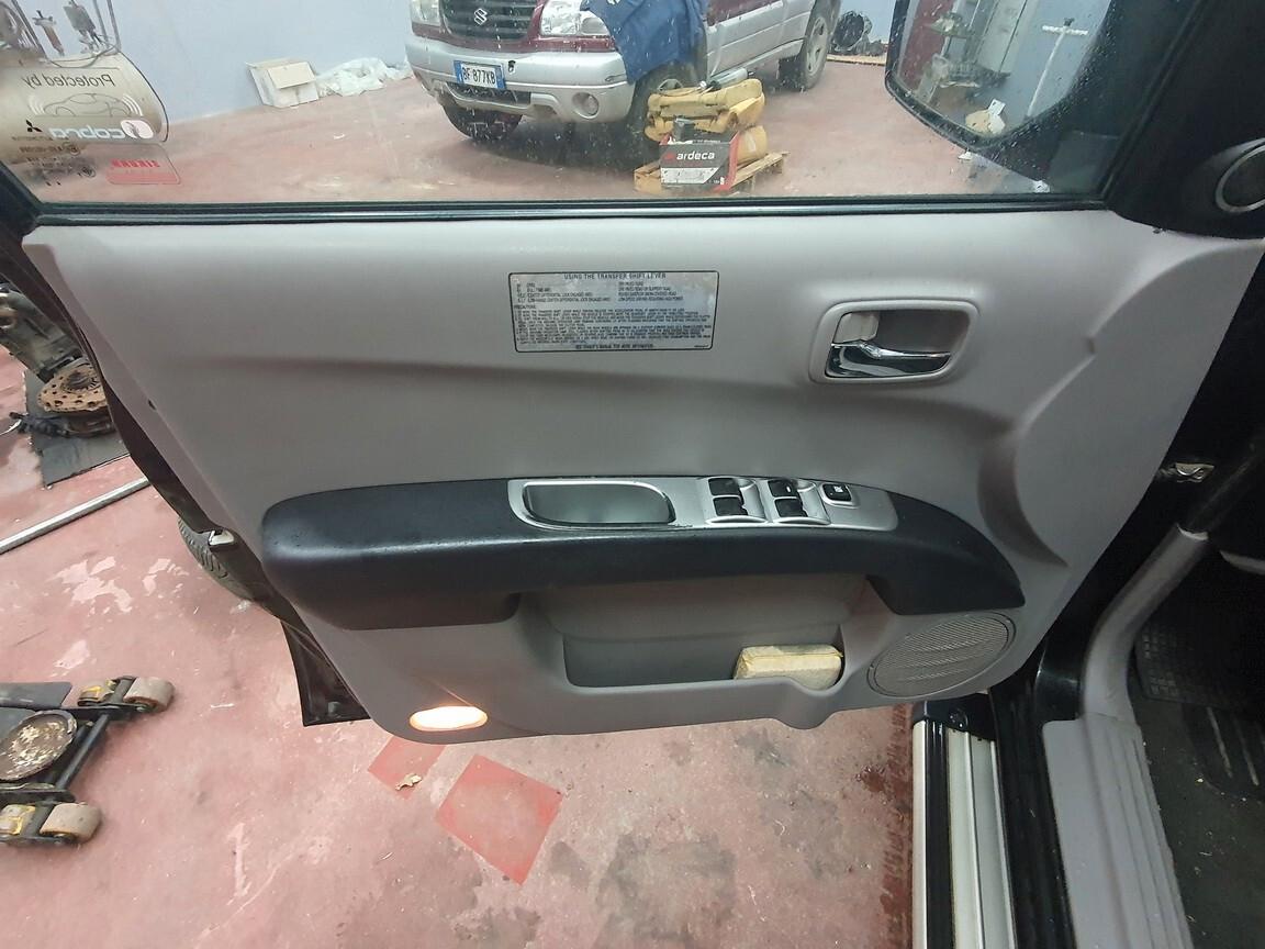 Mitsubishi L200 2.5 DID 178CV Cab. Doppia Intense