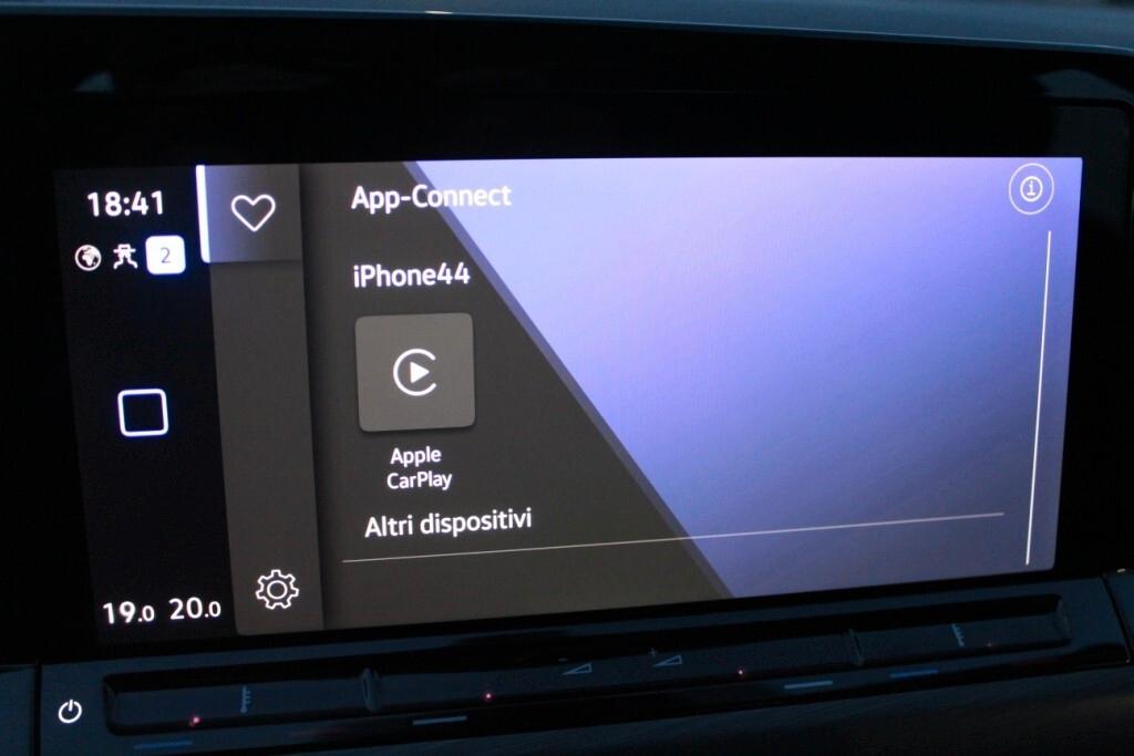 VOLKSWAGEN GOLF TDI 115cv *Barra LED centrale