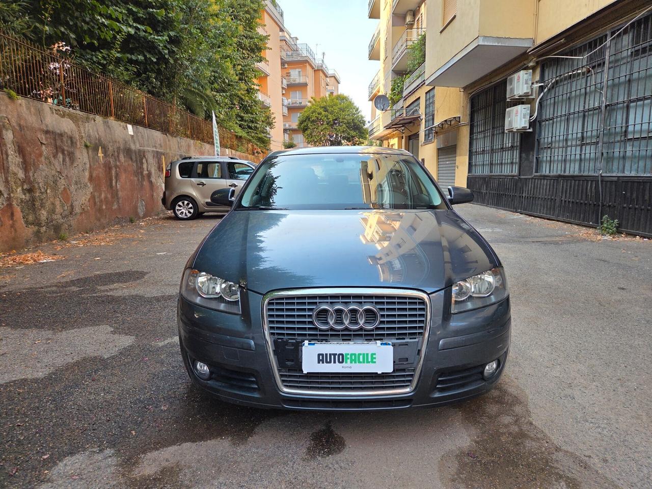 Audi A3 1.6 Ambition 102cv - UNIPRO