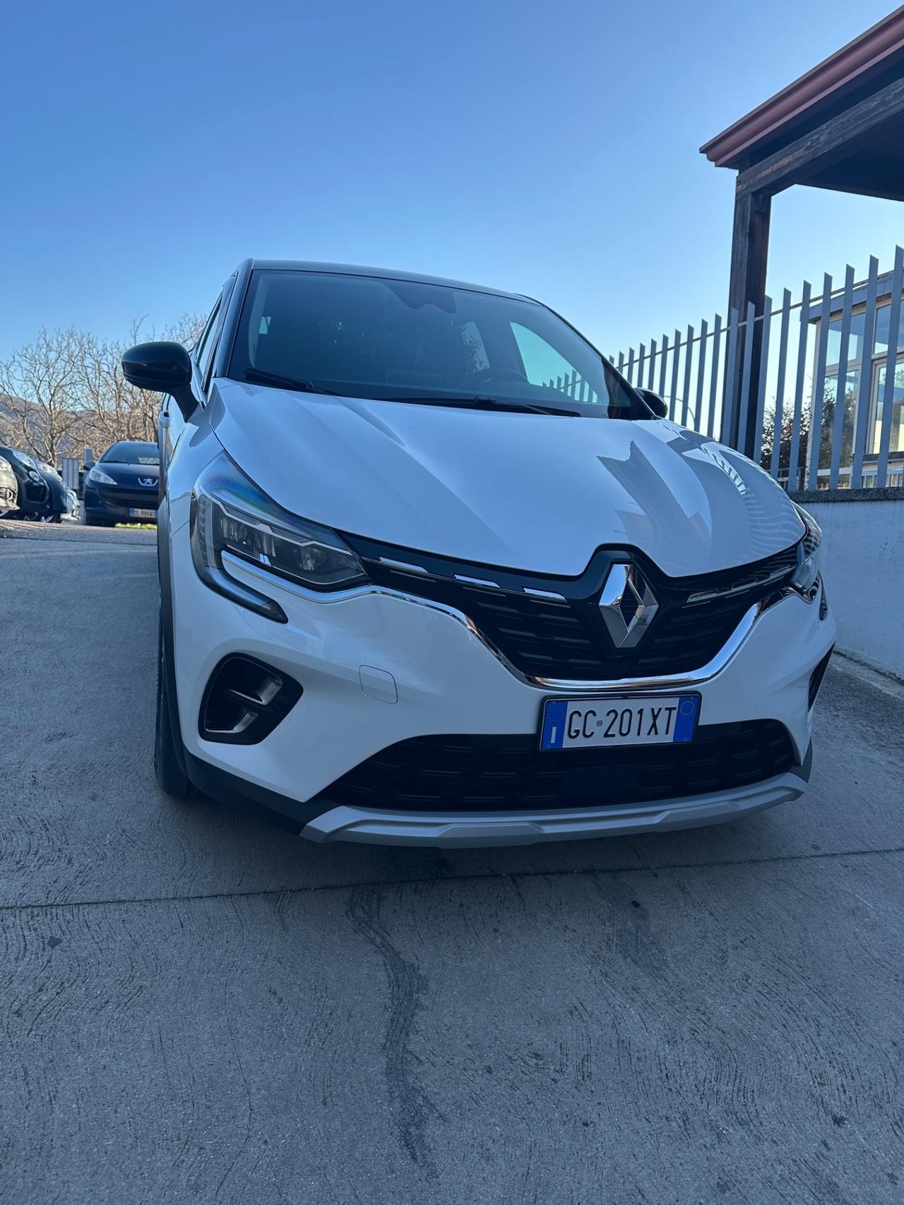 Renault Captur Plug-in Hybrid E-Tech 160 CV Intens