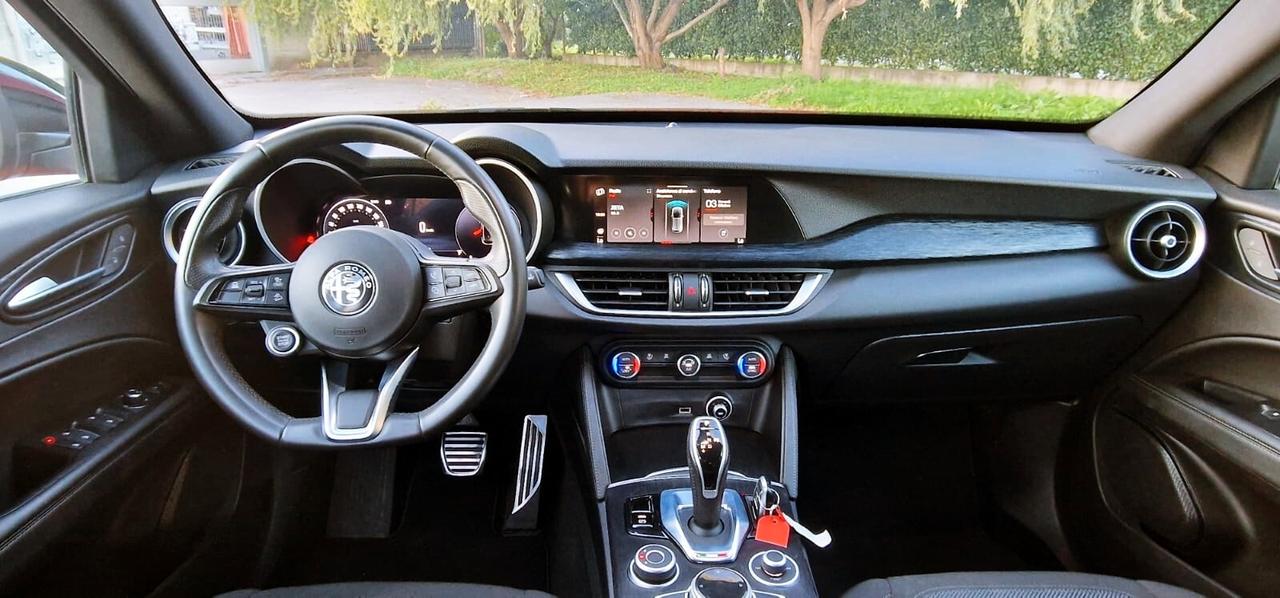 Alfa Romeo Stelvio 2.2 Turbodiesel 160 CV AT8 RWD Super