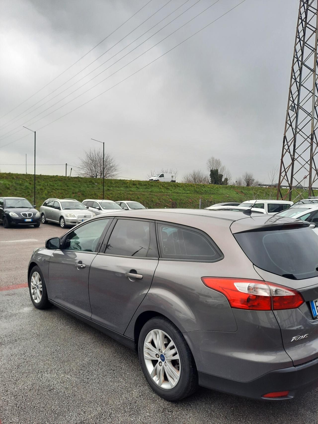 Ford Focus 1.6 TDCi 115 CV SW GANCIO TRAINO