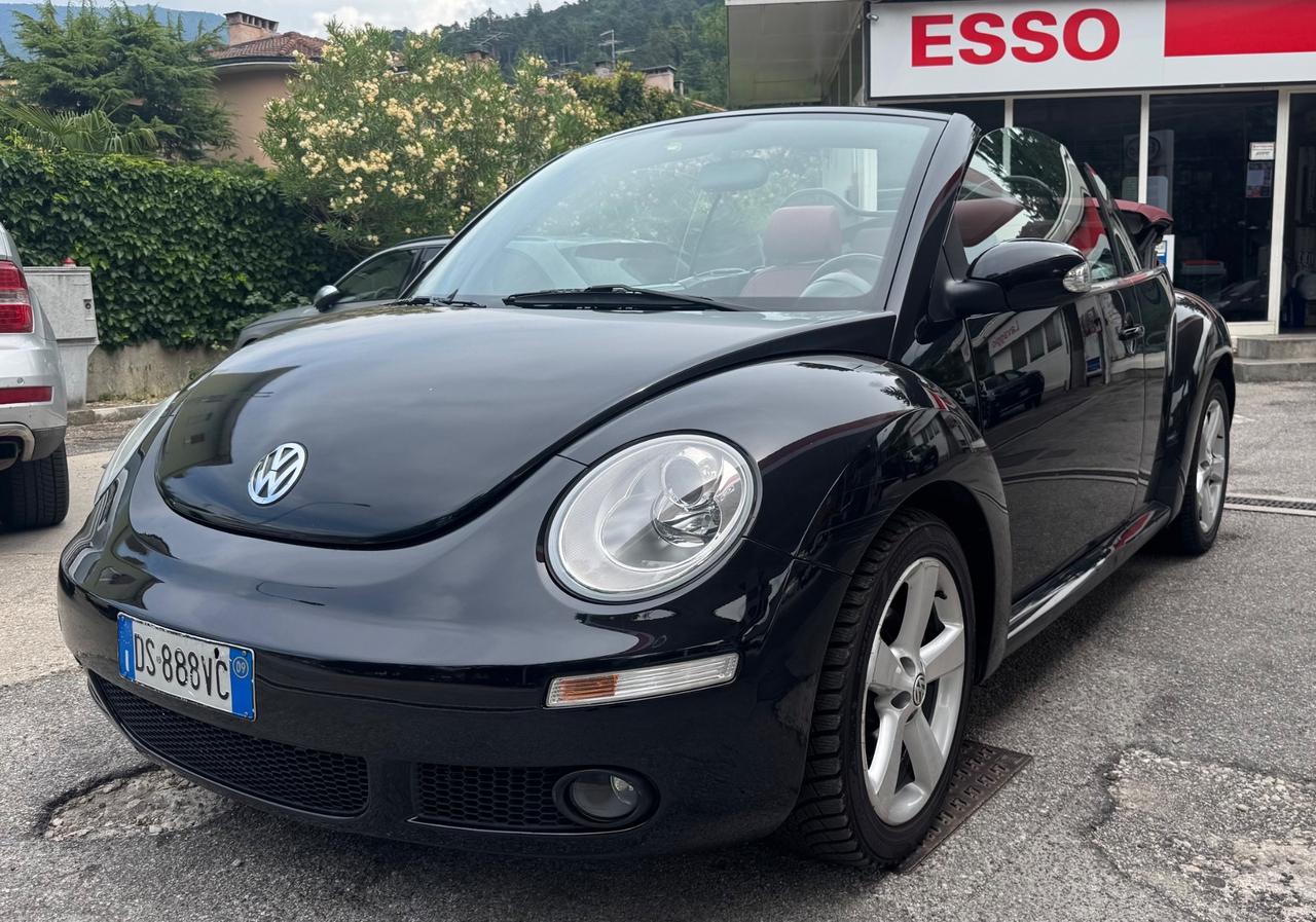 Volkswagen New Beetle 1.9 TDI 105CV Cabrio Lim. Red Edt.