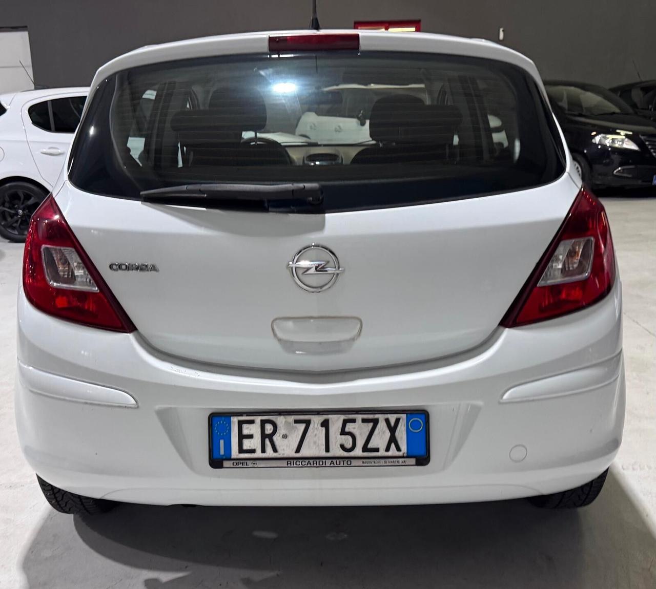 Opel Corsa Benzina Neopatentati
