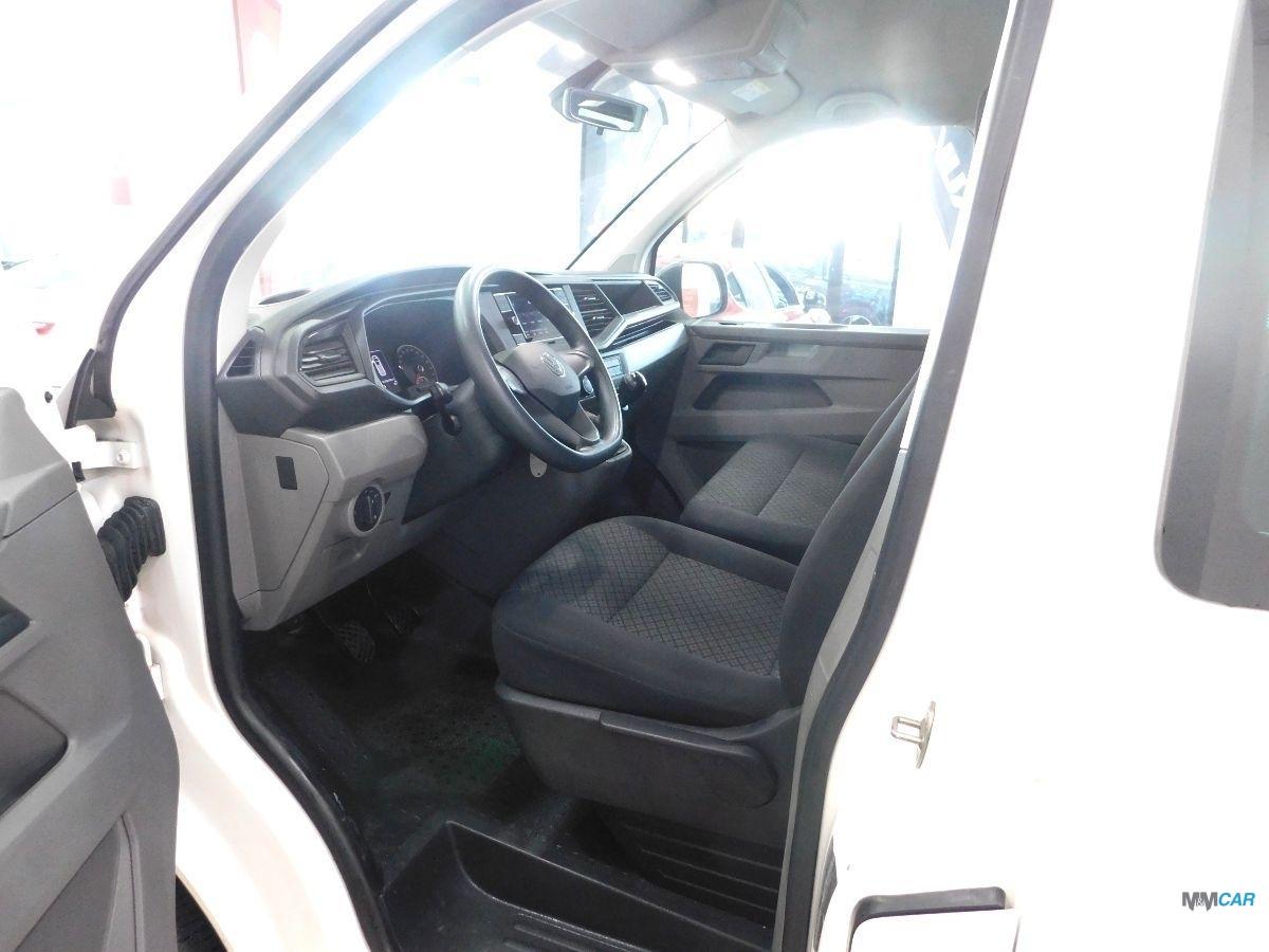 VOLKSWAGEN - T6 Caravelle