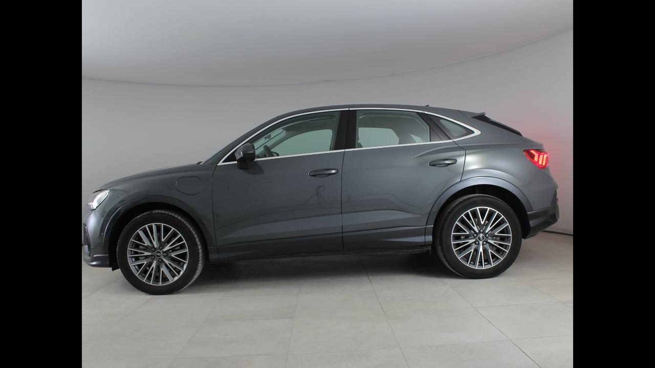 Audi Q3 SPORTBACK 45 TFSI E S TRONIC