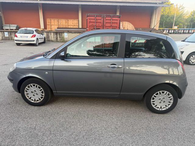 LANCIA Ypsilon 1.2 senza nessun lavoro da fare