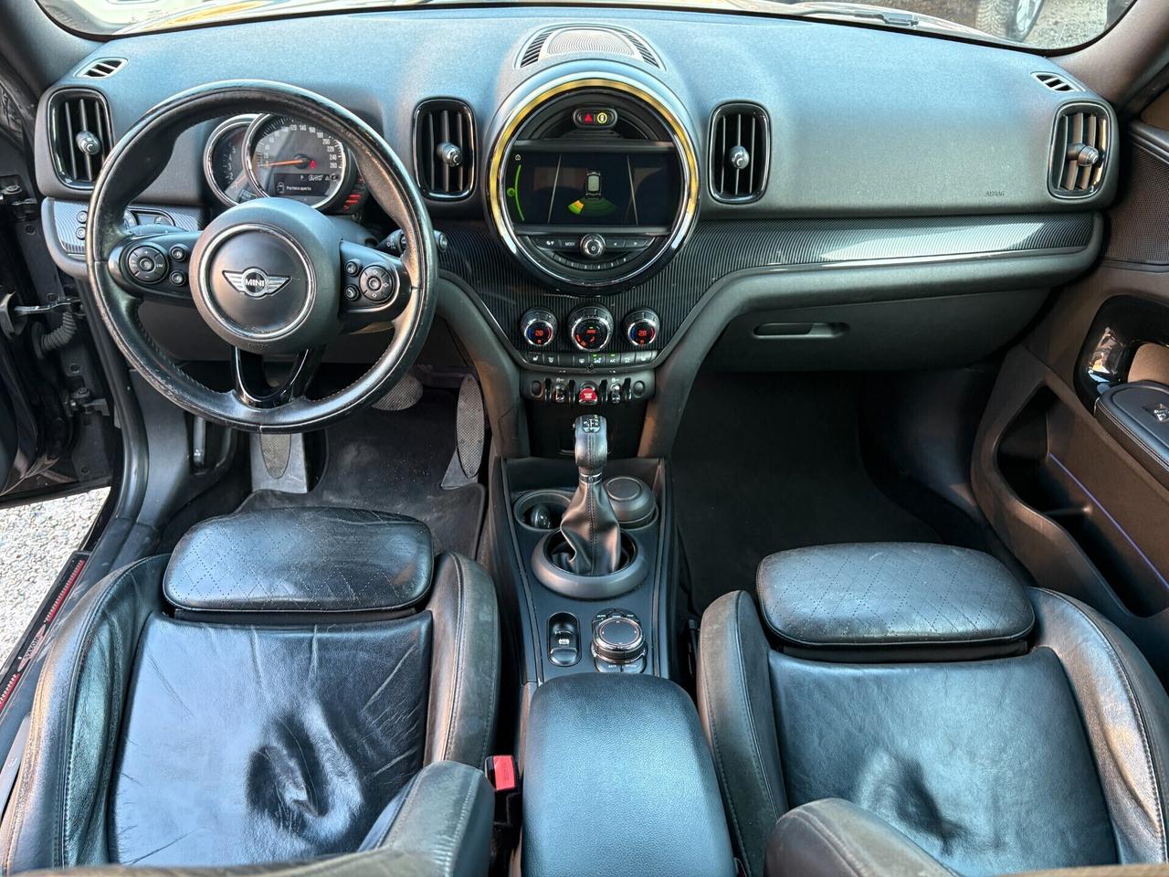 Mini Countryman 2.0 SD Hype Automatica-Unico Prop