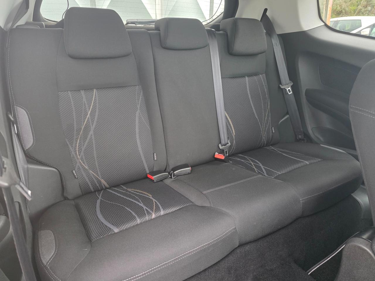 Peugeot 208 1.4 HDi 68 CV 3 porte Allure