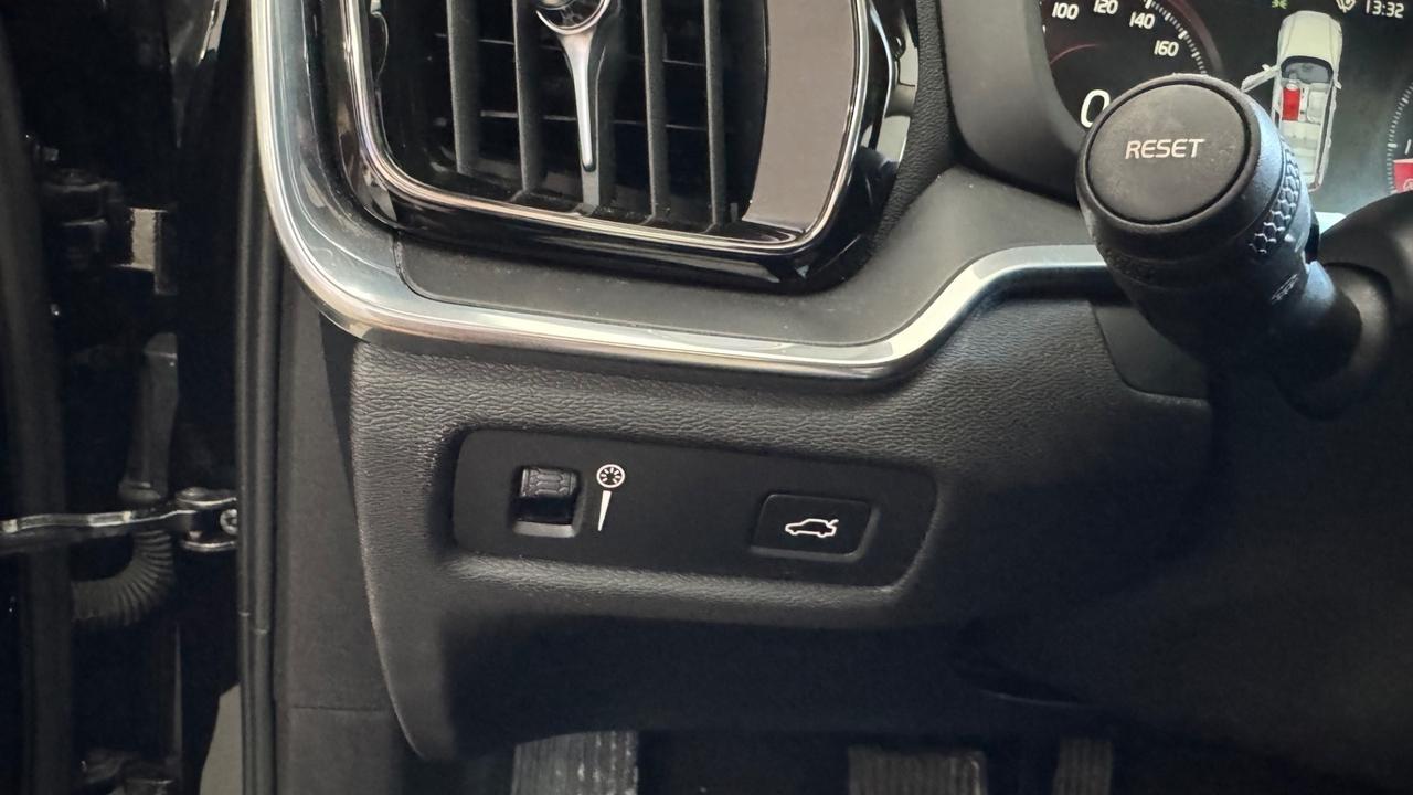 Volvo V60 D3 Geartronic Momentum Plus-2020