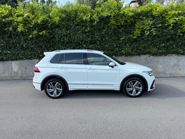 VOLKSWAGEN Tiguan 2.0 TDI 150 CV SCR DSG R-Line 4 MOTION