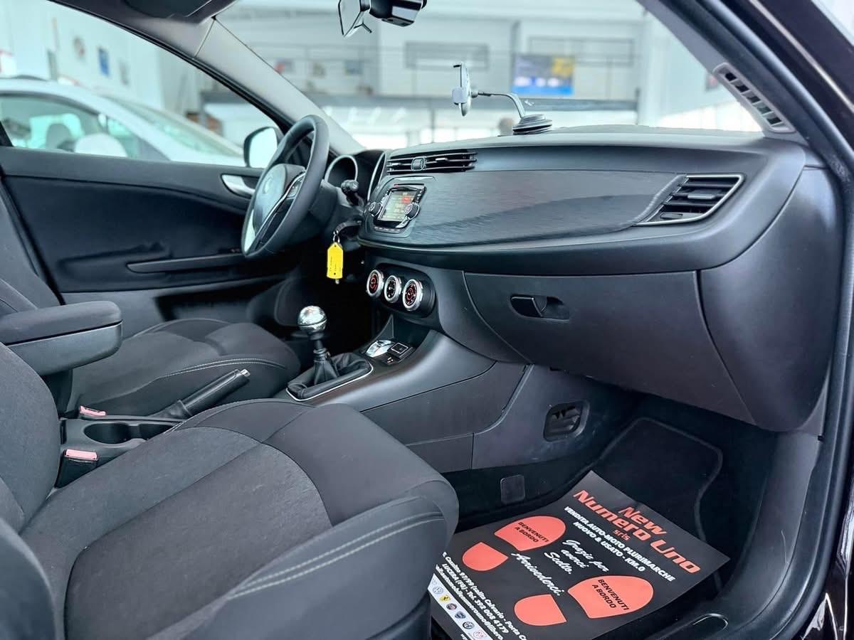 Alfa Romeo Giulietta 1.6 Mjt 120cv Distinctive 2017