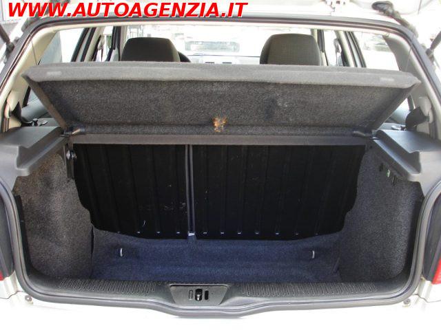 VOLKSWAGEN Polo 1.4 16V cat 5p. Comfortline AC POCHI KM