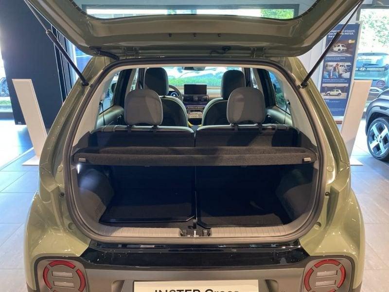 Hyundai Inster 49 KWH CROSS + PP