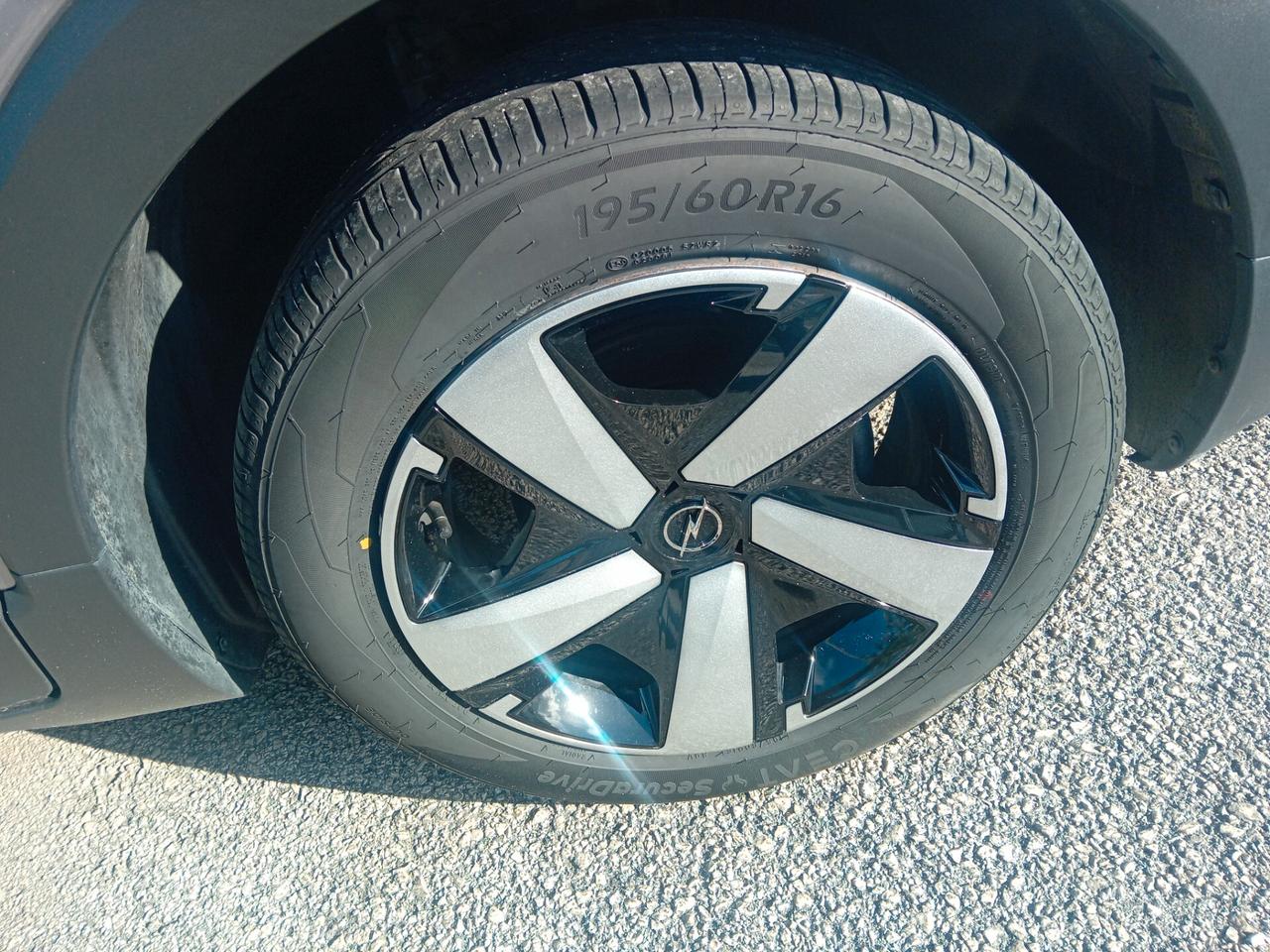 Opel Crossland 1.5 ECOTEC D 110 CV Start&Stop Edition