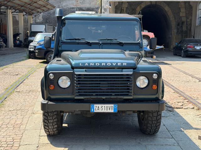 LAND ROVER Defender 110 2.2 TD4 Station Wagon N1 7 POSTI