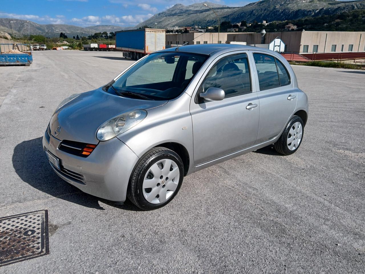 Nissan Micra 1.2 Benzina