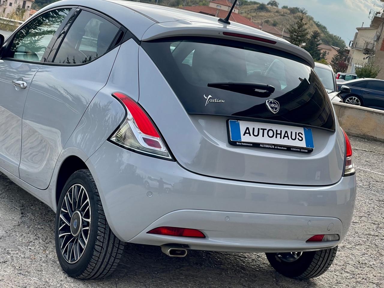 Lancia Ypsilon 1.2 69 CV 5 porte Mya