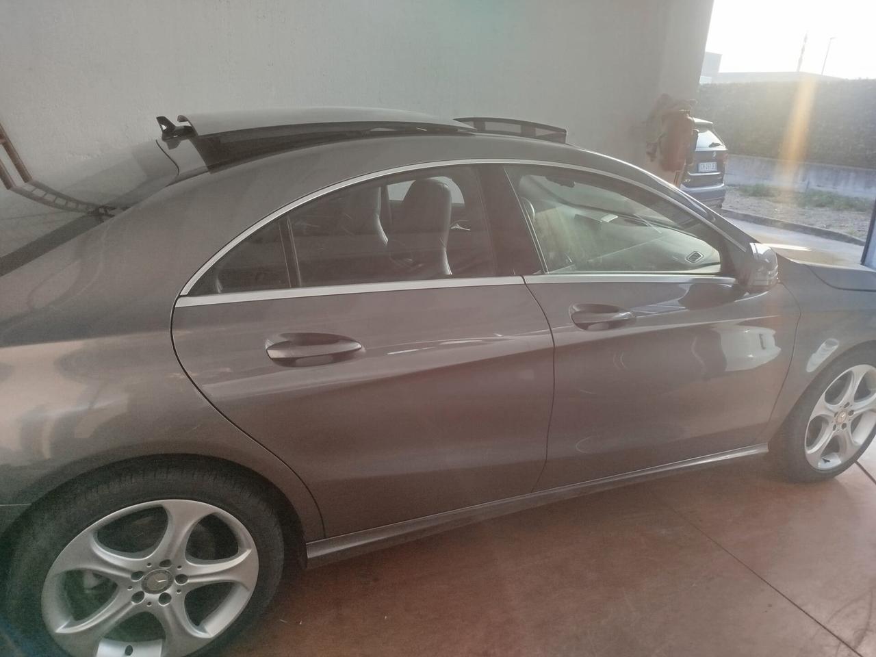 Mercedes-benz CLA 220 d Automatic Premium AMG