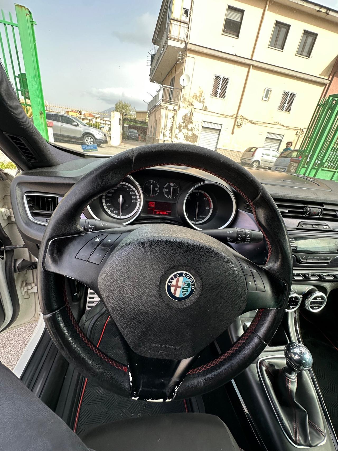 Alfa Romeo Giulietta 1.6 JTDm-2 105 CV Distinctive