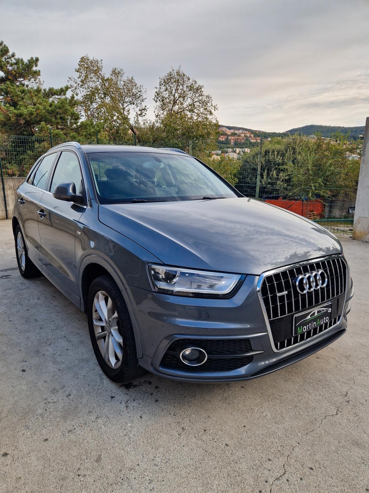 Audi Q3 2.0 TDI 140CV - Garanzia 12 Mesi