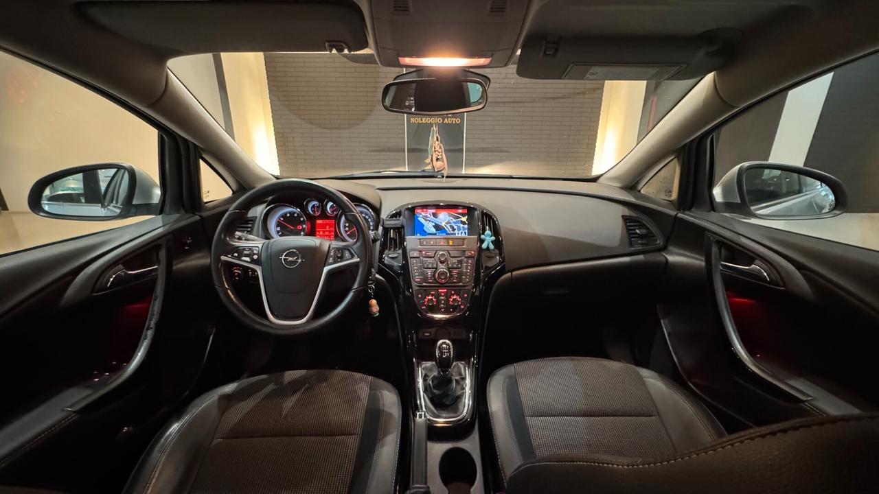 Opel Astra 1.6 CDTI Tourer Business - 2016