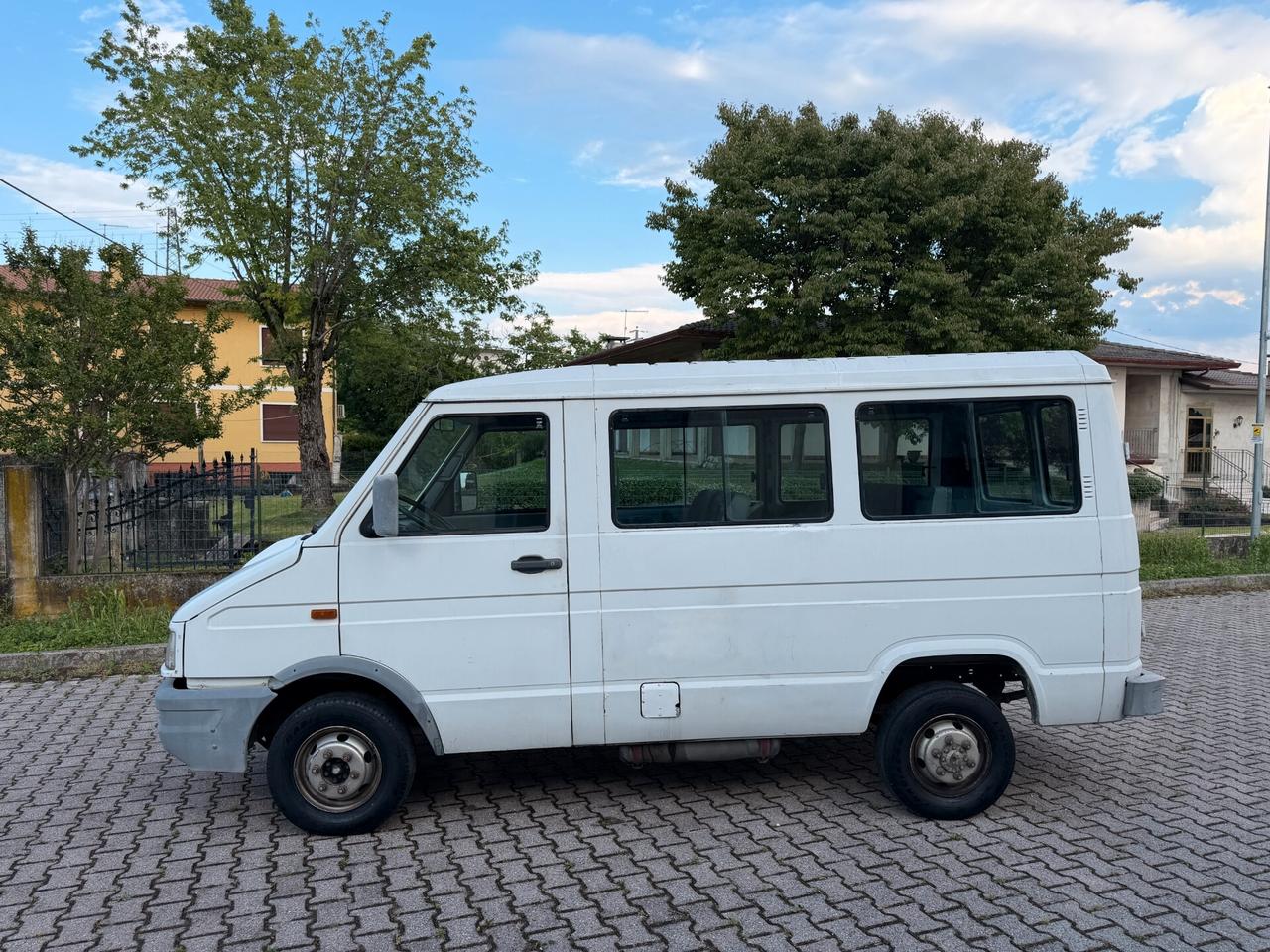 Fiat I-VECO D-AILY 2.5D 9 POSTI