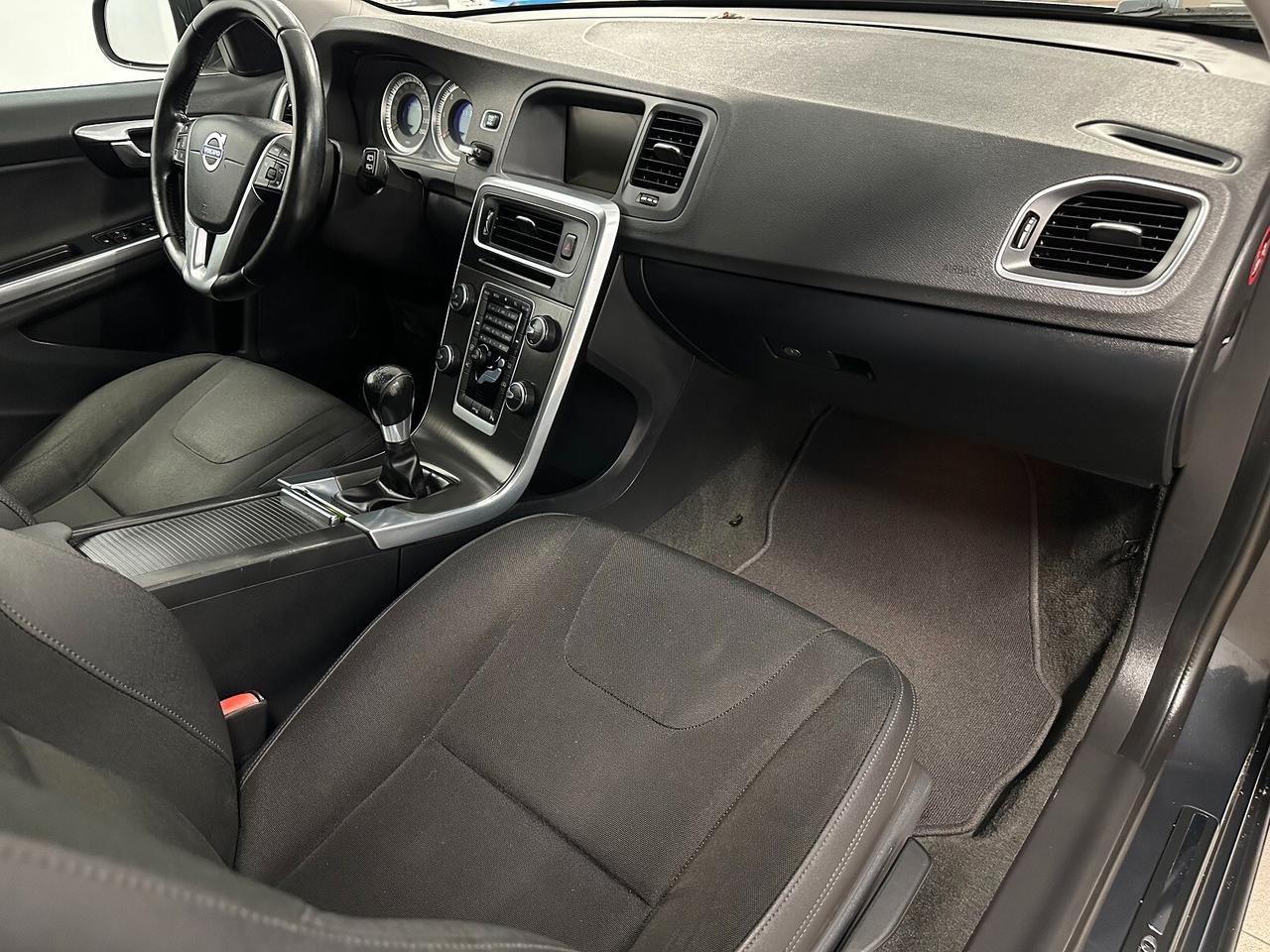 Volvo V60 DRIVe Momentum