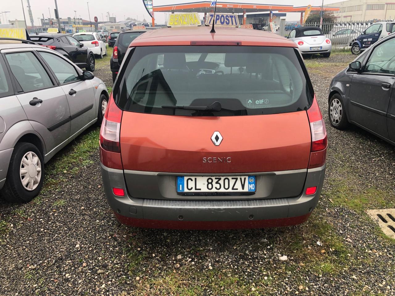 Renault Scenic Scénic 1.6 16V Luxe Dynamique