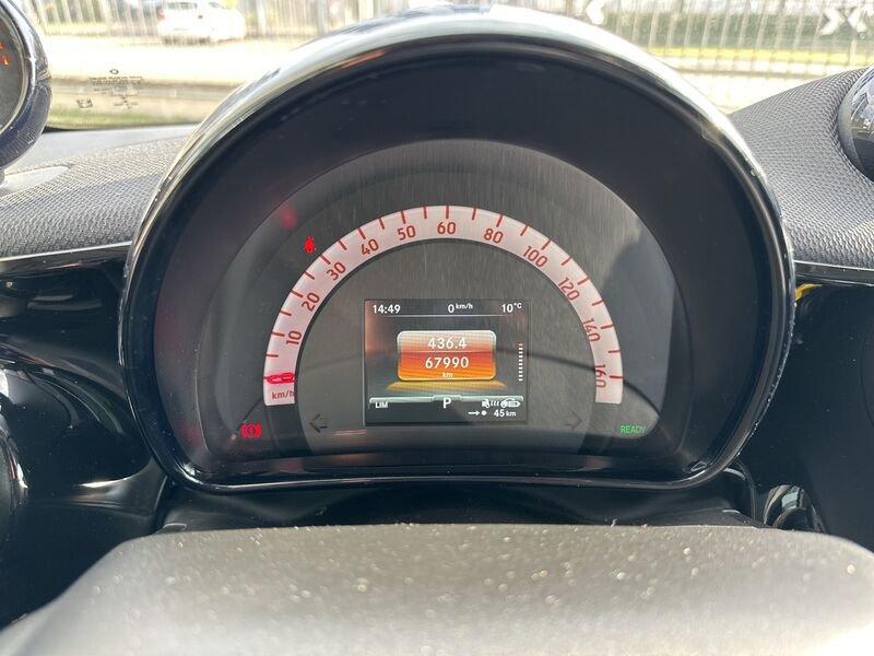 smart fortwo EQ Pulse