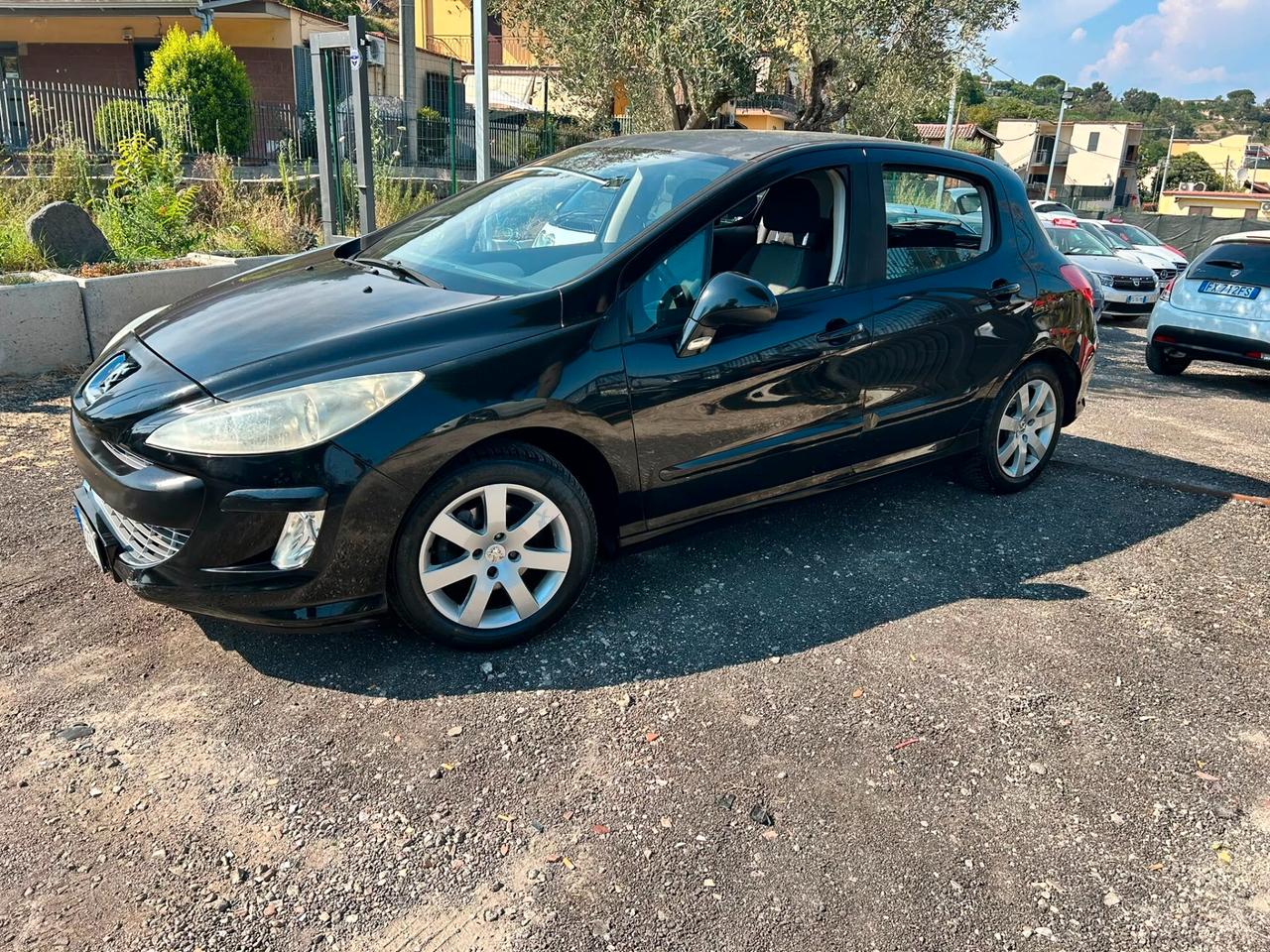 Peugeot 308 1.6 VTi 120CV 5p. Active