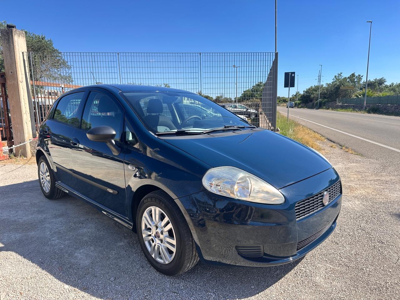 Fiat Grande Punto 1.3 MJT 75 CV-2011/CLIMA/START&STOP