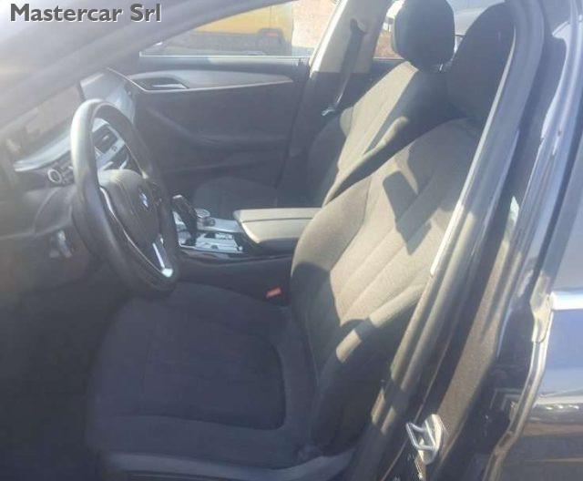 BMW 530 Touring LCI 530e Touring Business auto - GF943CD